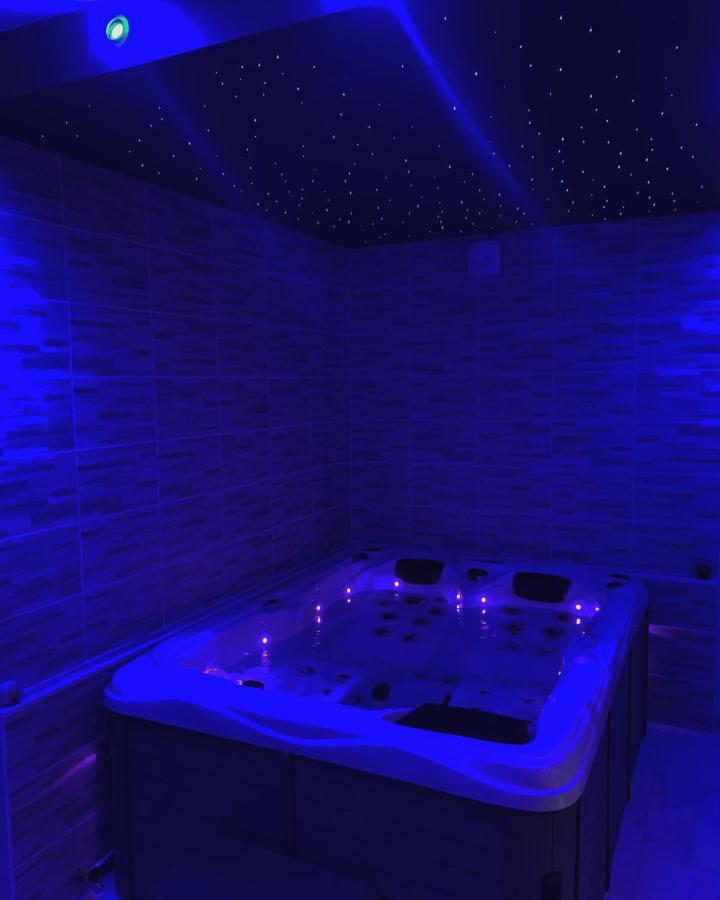 Appartement Spa Gingko, N1 Valenciennes, Wifi, Netflix Aulnoy-lez-Valenciennes Luaran gambar